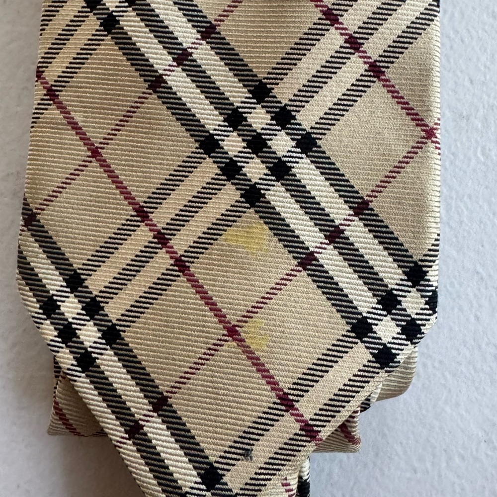 Burberry Beige Checkered Tie - Picture 6 of 6